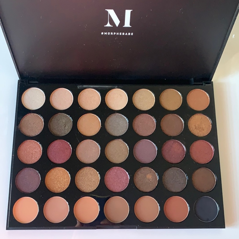 Morphe Eyeshadow Palette 35F Fall Into Frost